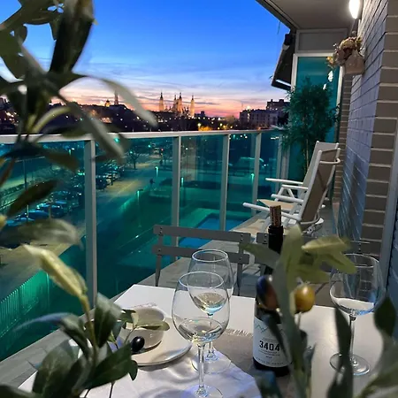 El Balcon Del Ebro By Alogest- Vistas, Piscina Y 2 Parking Apartment Zaragoza Exterior photo